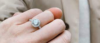 Buying and Selling Engagement Rings